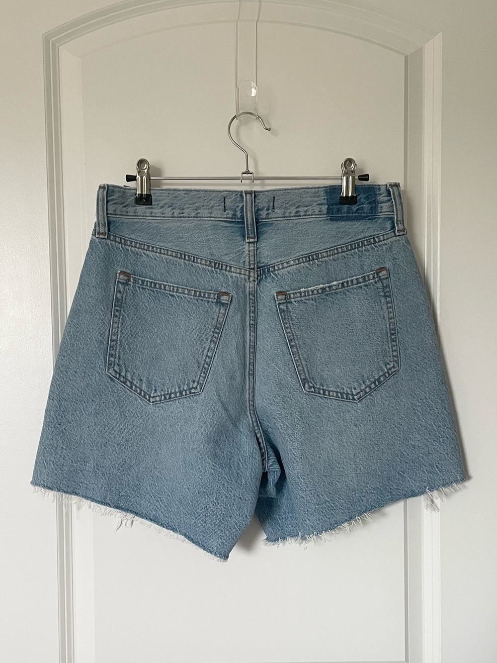 Abercrombie & Fitch High Rise Loose Denim Shorts - Picture 10 of 16